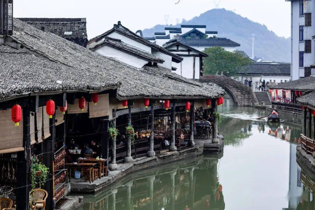落马女州长痛哭忏悔:愧对父母每年准备的“青菜煮白豆腐”年夜菜
